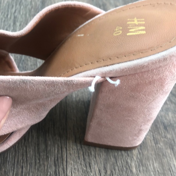 Pale Pink Heeled Sandal 👡 - Picture 7 of 8